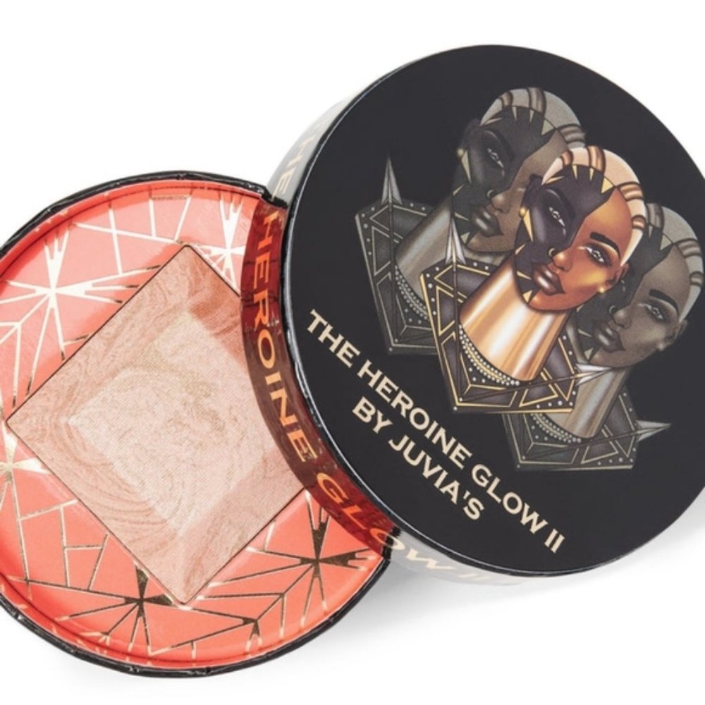 Juvia’s Place - Heroine Glow II Highlighter